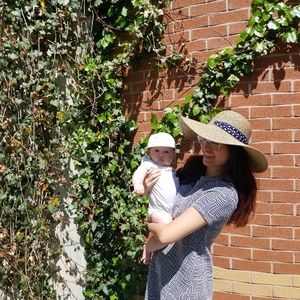 Meet your Posher, Yelana